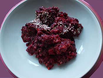 Baked amaranth with beets
